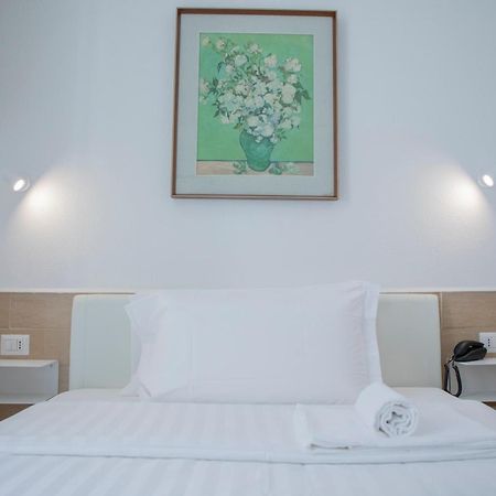 H22 Hotel Naples Luaran gambar