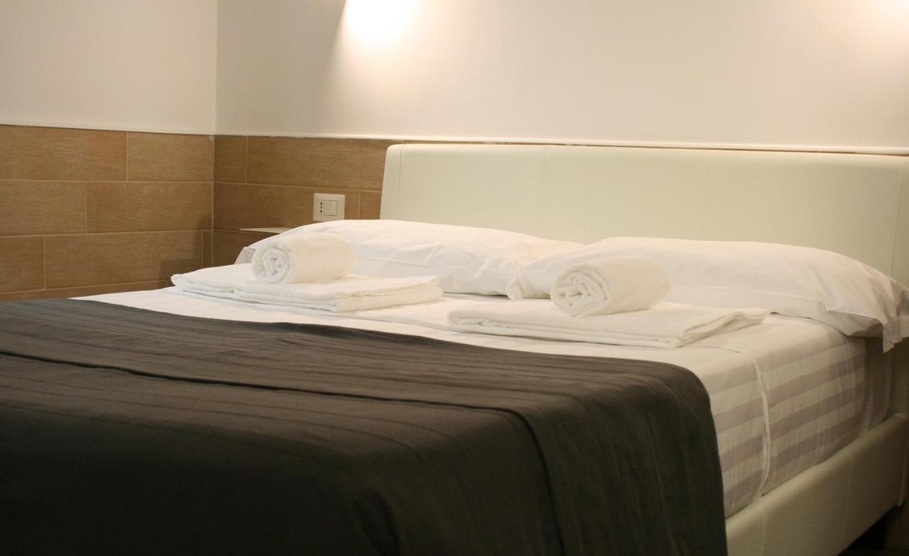 H22 Hotel Naples Luaran gambar