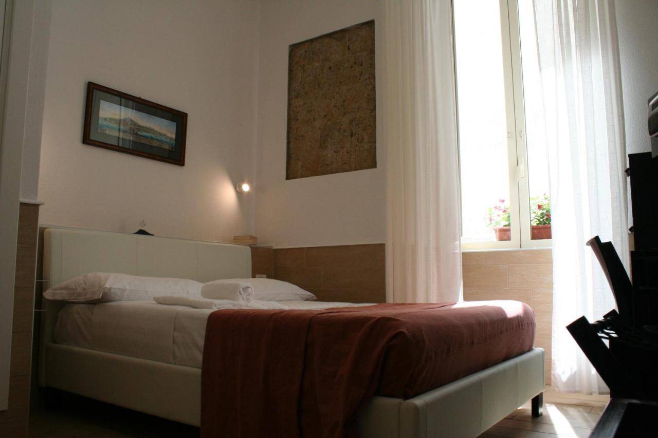 H22 Hotel Naples Luaran gambar