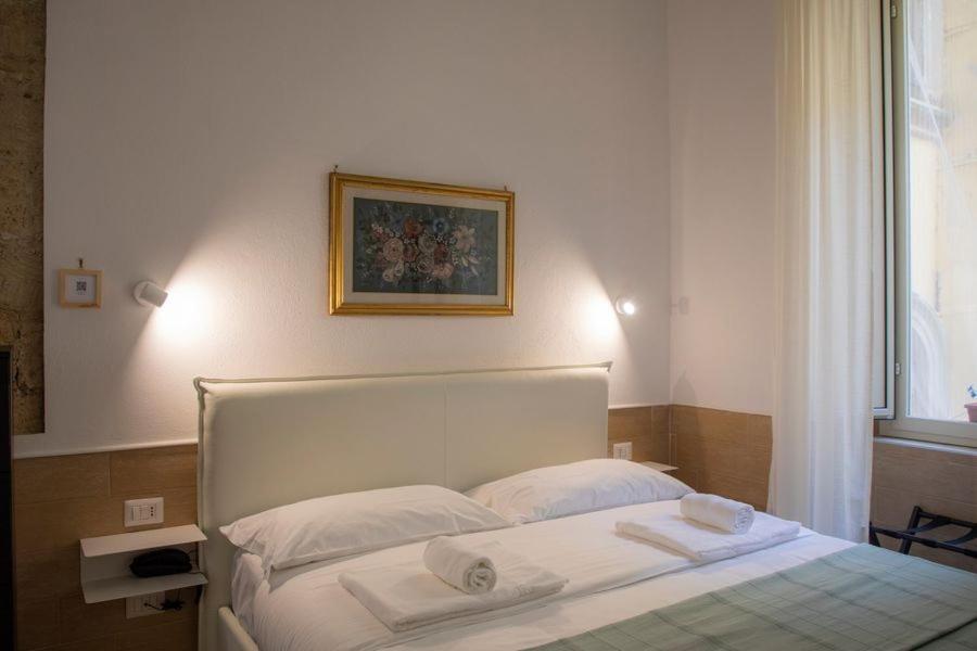 H22 Hotel Naples Luaran gambar