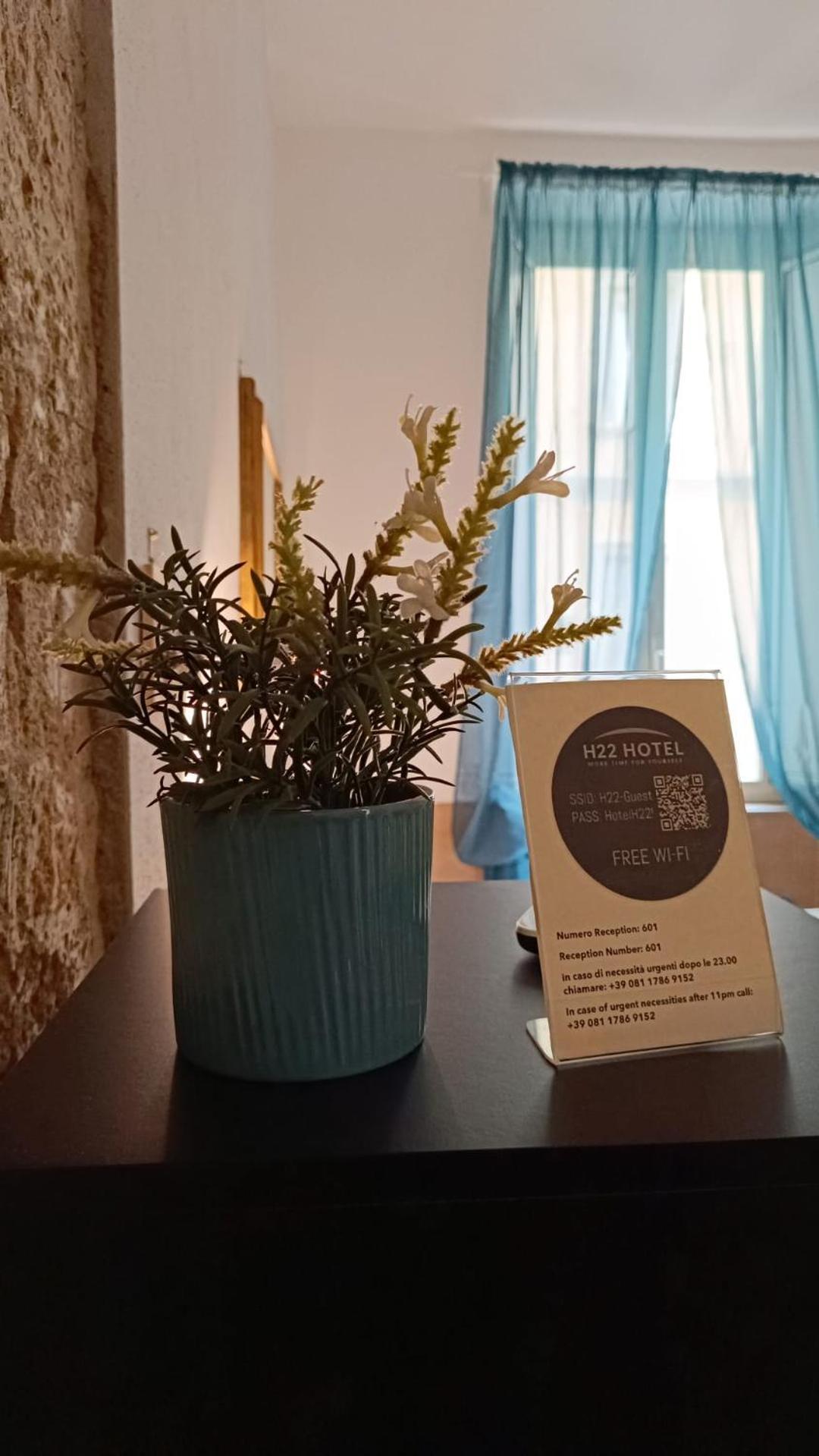 H22 Hotel Naples Luaran gambar