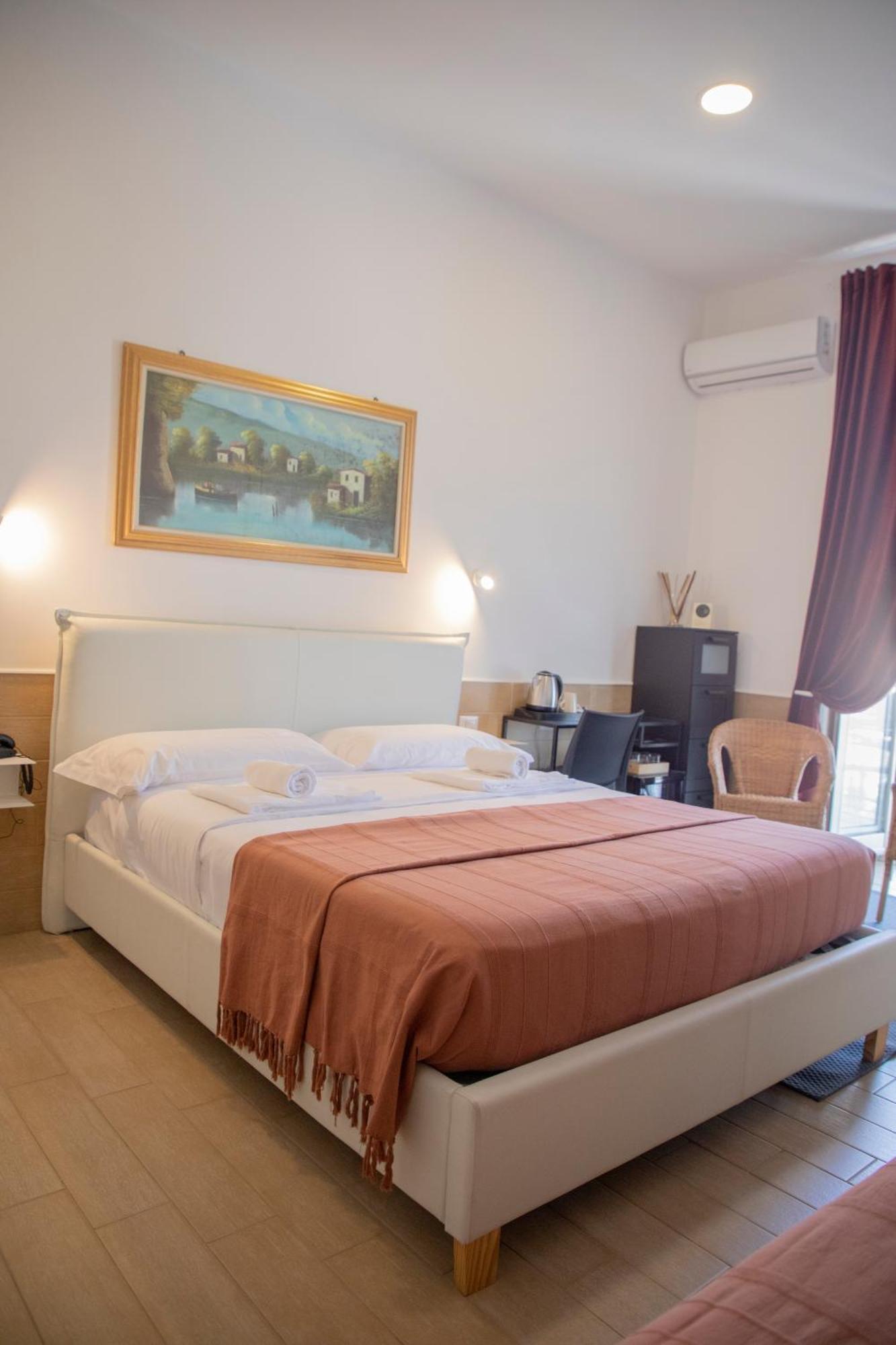 H22 Hotel Naples Luaran gambar